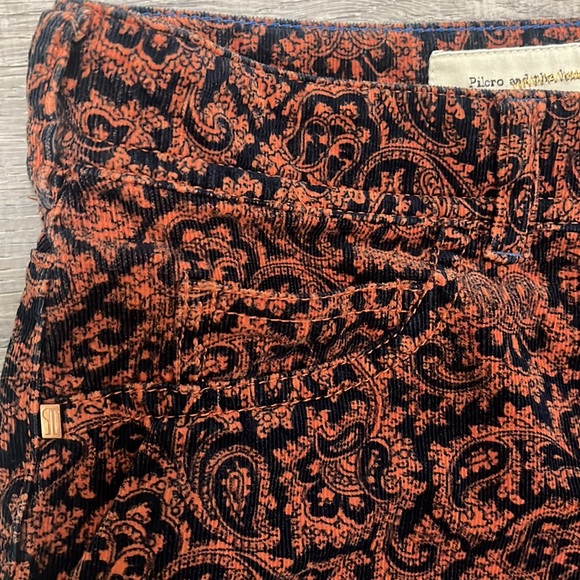 Pilcro and the Letterpress Serif Fit Mid Rise Stretch Corduroy Pants No.28 - Picture 6 of 11